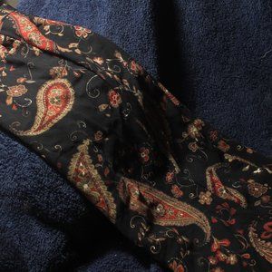 Nice Skirt very youthful Size 14 lot 7